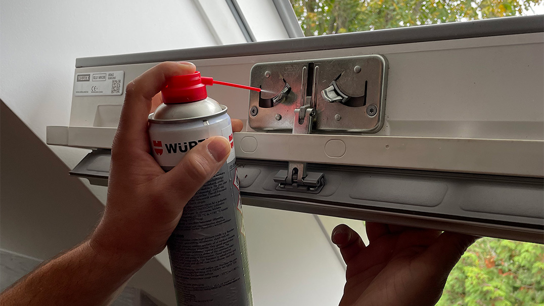 VELUX tetőablak javítás és karbantartás