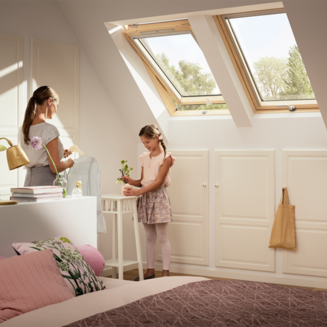 velux-tetoablak-fabol-also-kilinccsel
