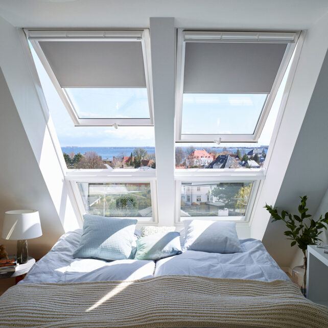 velux-felnyilo-muanyag-tetoablak-also-kilinccsel