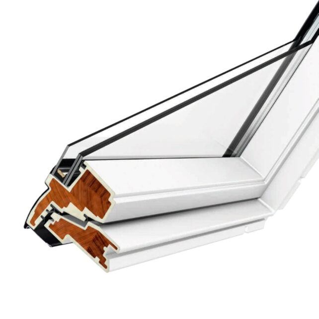 velux-felnyilo-muanyag-tetoablak-also-kilinccsel